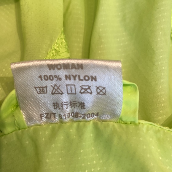 Humbgo Sunproof Rain Resistant Running Jacket - Picture 5 of 8